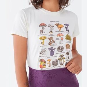 Urban outfitters future state vintage mushroom print graphic t shirt cotton